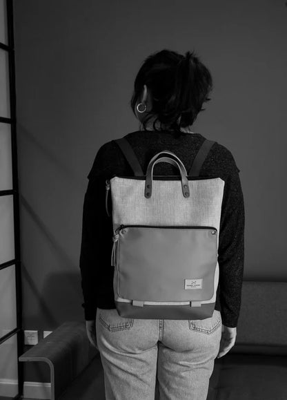 MOCHILA BOOK HOLDER ICONIC GRAPHIC EDITION