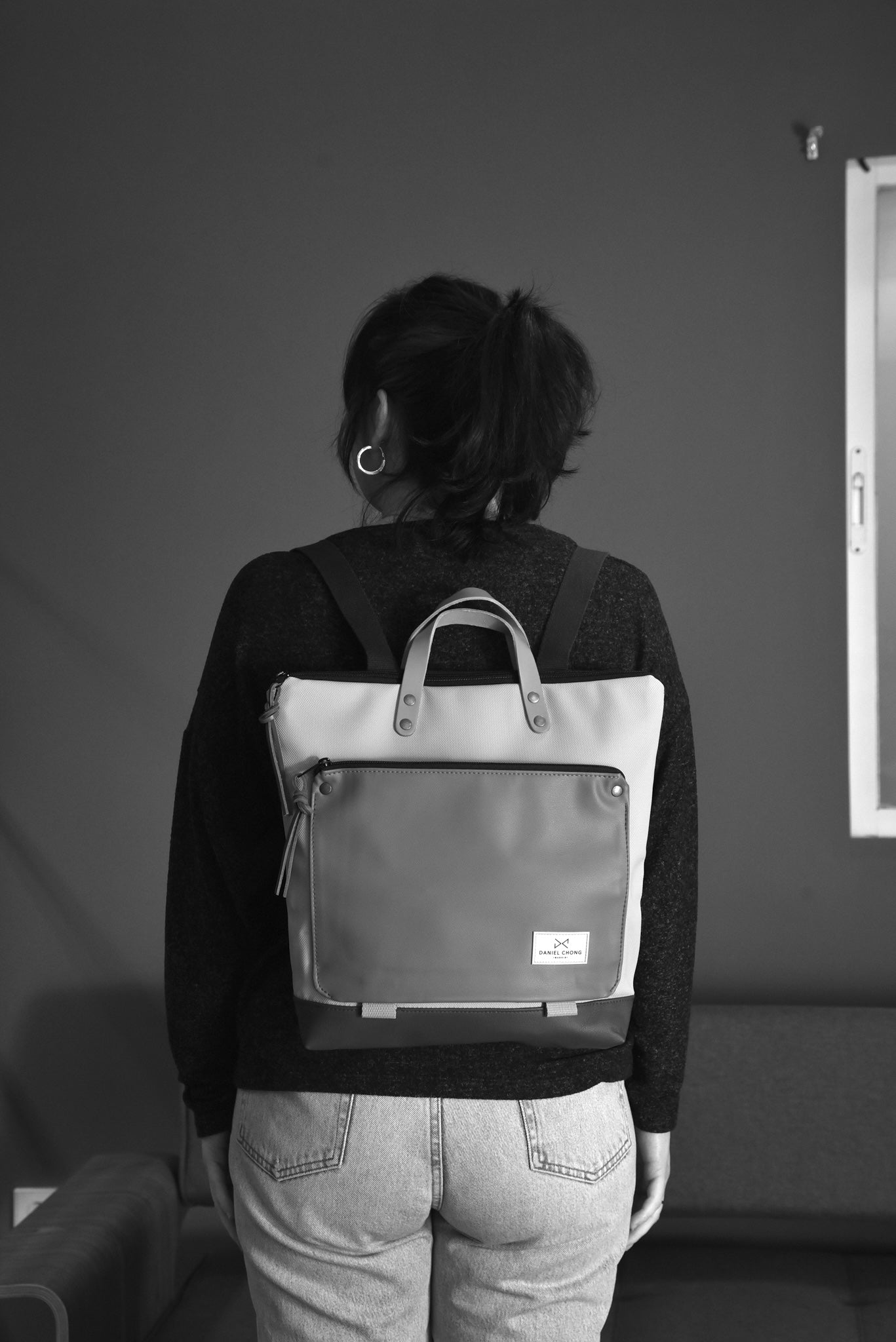 MOCHILA BOOK HOLDER CUADRADA IMPERMEABLE